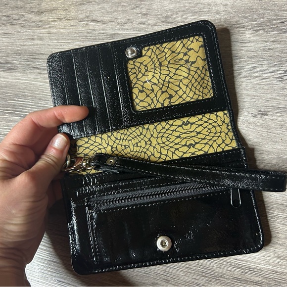HOBO Black Wristlet Clutch new - Picture 7 of 7